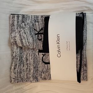 Calvin klein  beenie and scarf black and gray